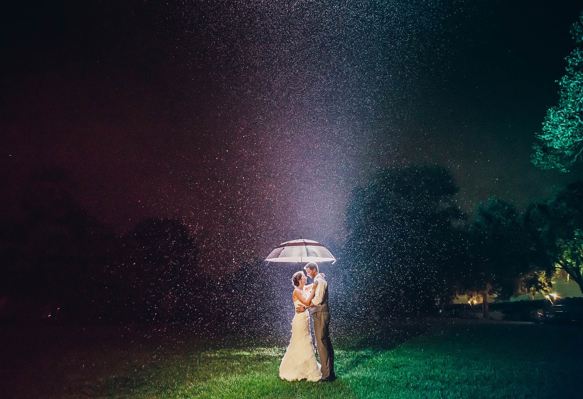 Rainy Day Wedding Photography