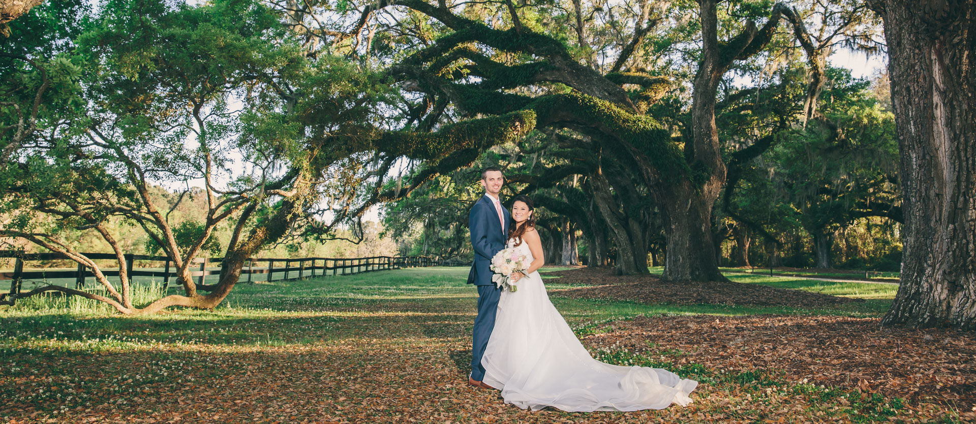 Boone Hall Bride and Groom